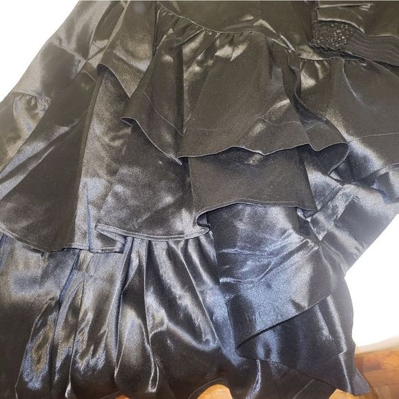 Skirt Set - Picture 4 of 9